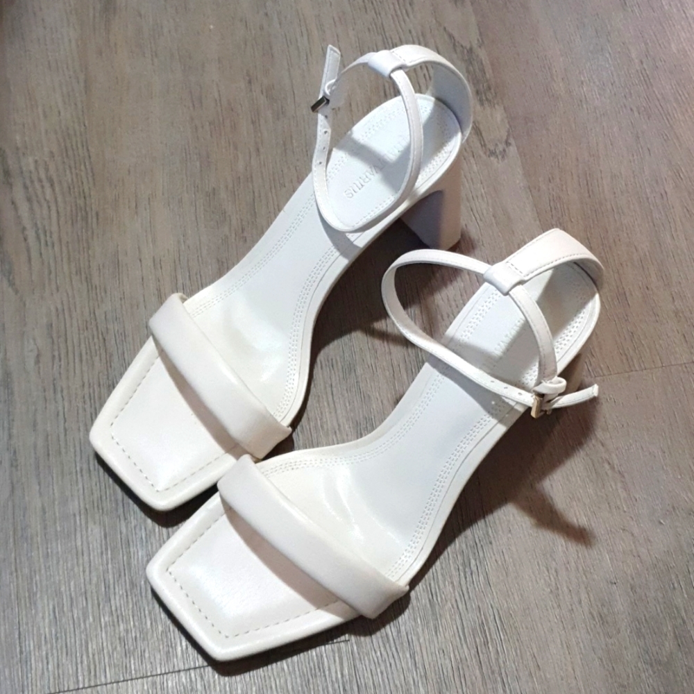 Stradivarious wide fit strappy heeled sandal in white